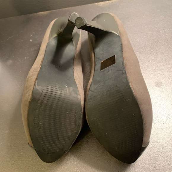 SOS Shoes of Soul 2-toned black/gray heels 🔴 - Picture 4 of 9